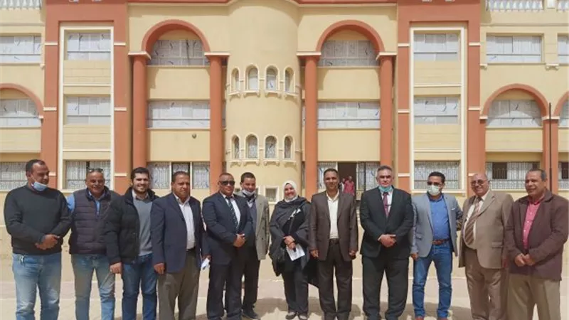 مندور: جهاز بدر يسلم أحدث مدرسة لغات فى مشروع الإسكان الإجتماعى.. بالصور والأرقام