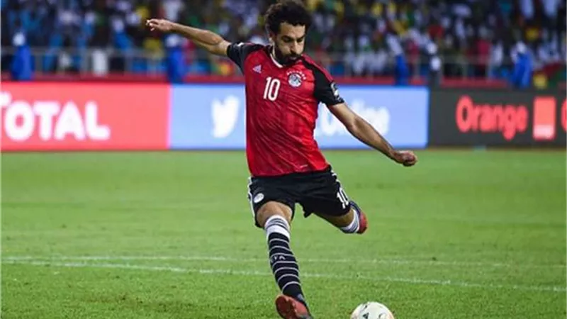 محمد صلاح يقود منتخب الفراعنة امام كينيا