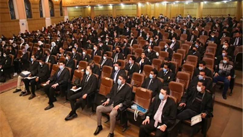 فعاليات جلسة حلف اليمين القانونية لـ 8 نقابات فرعية..صور