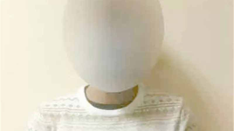 العواطلي.. تاجر عملة!