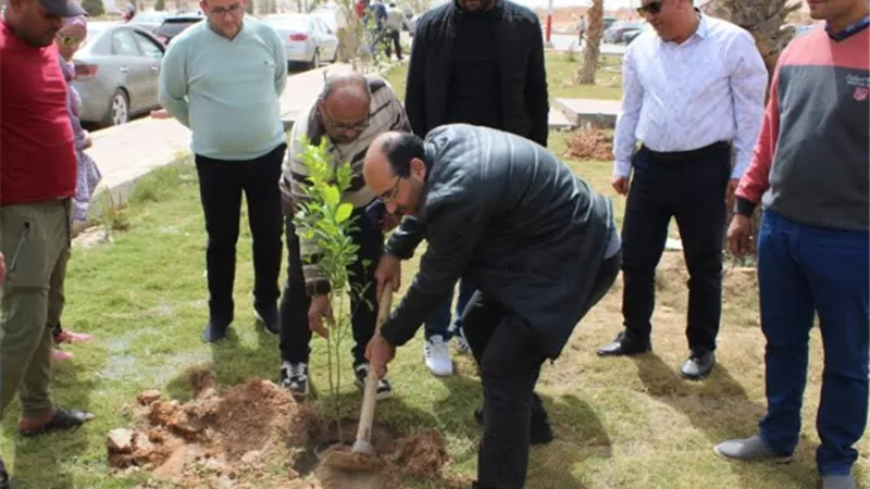رئيس جهاز حدائق اكتوبر يدشن المرحلة الثانية في مبادرة اغرس حياة بزراعة الف شجرة مثمرة
