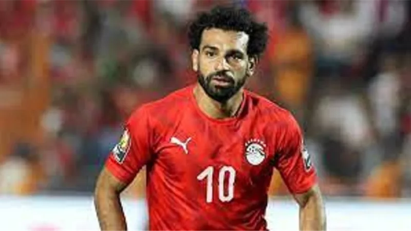 منتخب مصر يواجه جزر القمر بدون صلاح.. أعرف السبب