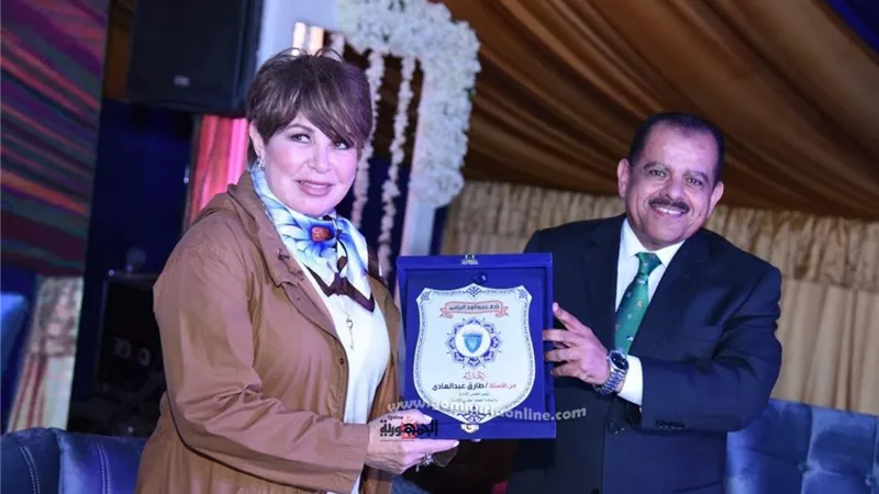 تكريم 27 أم مثالية بنادي جزيرة الورد بحضور 