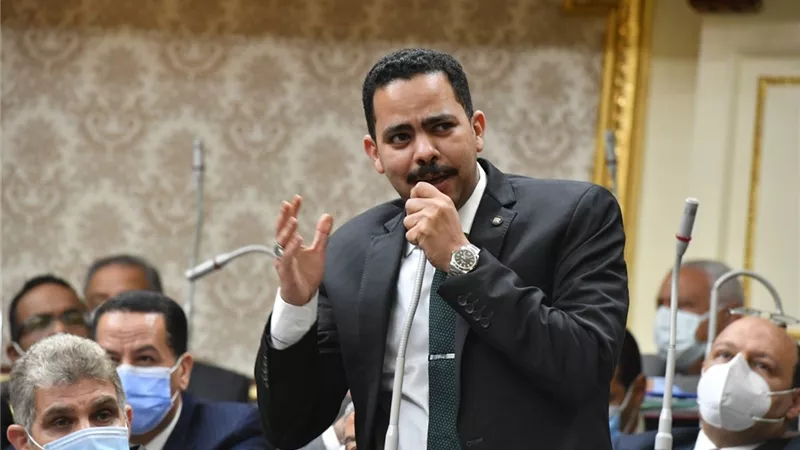 زعيم الأغلبية ونواب محافظة قنا ينعون ضحايا حادث تصادم قطارين بسوهاج