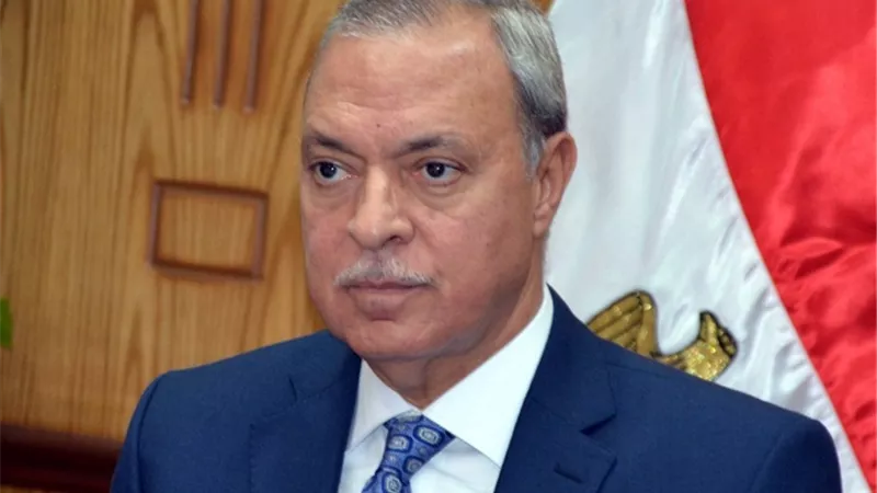 محافظ القليوبية يُعزي أسر شهداء حادث قطاري سوهاج