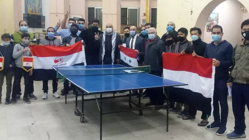 وزير التعليم العالي يتلقى تقريرًا عن أنشطة الطلاب الوافدين