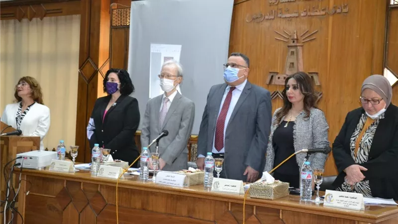 جامعة الإسكندرية تنظم ندوة بالتعاون مع المجلس القومى للمرأة لعرض فيلم (بين بحرين) لمناهضة العنف ضد المرأة