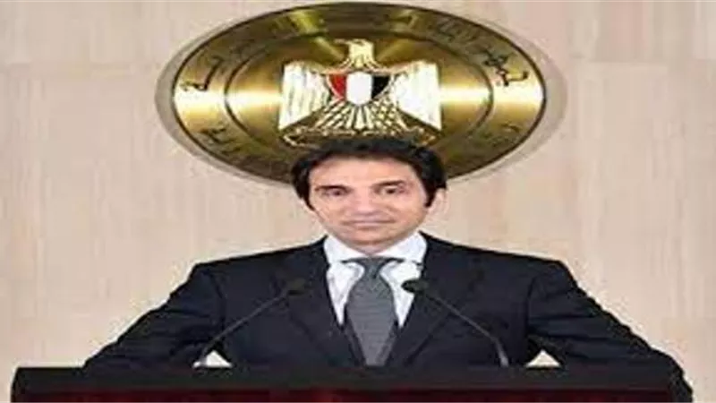 بسام راضي: الرئيس وجه استخدام نظام التحكم الآلي للجرارات في منظومة السكة الحديد