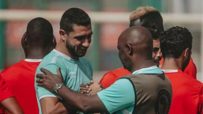 «صفقات جديدة».. أسماء لاعبي الأهلي المهددين بالرحيل.. والمرشحين بالانضمام للقلعة الحمراء