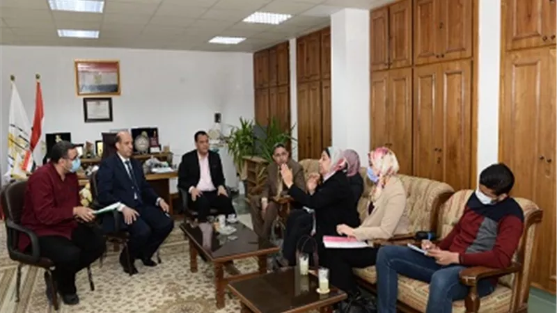 نائب رئيس جامعة أسيوط يشيد بدور منظمات المجتمع المدني في دعم تنفيذ المشروعات العلمية والخدمية