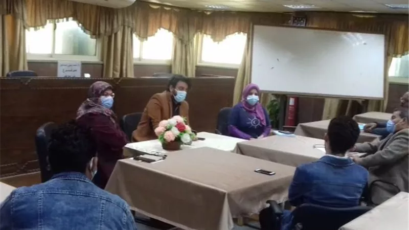 متابعة أعمال الصيانة غير الطبية فى التأمين الصحى بنى سويف.. بالصور