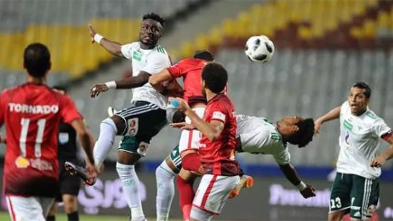 اتحاد الكرة يتخذ قرارًا هامًا بشأن مباراة الأهلى والمصرى
