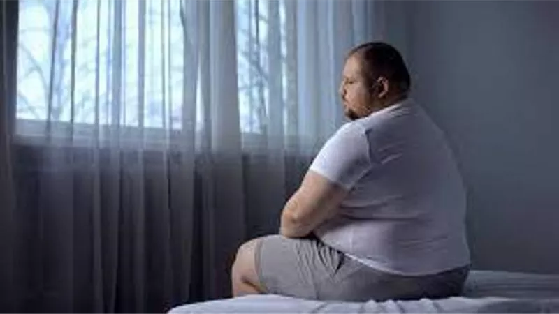 بالفيديو.. استشاري تغذية تُحذر من عادة لدى 90% من الأسر تُسبب مرض السمنة