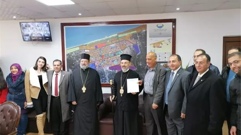 جهاز دمياط الجديدة يسلم قطعة أرض لبناء كنيسة.. تعرف على مكانها بالتحديد والأرقام