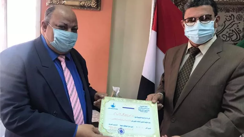 تكريم مديري الادارات المتميزين بتعليم بنها