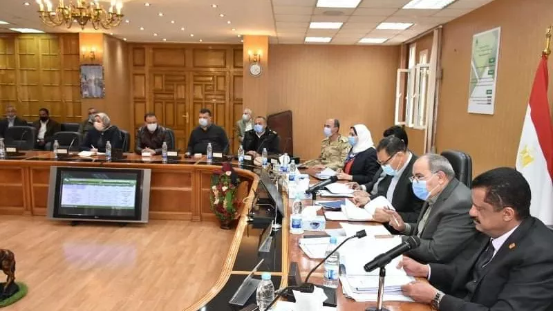 تنفيذي الشرقية يناقش الخطة الإستثمارية والموحدة للعام المالي الحالى