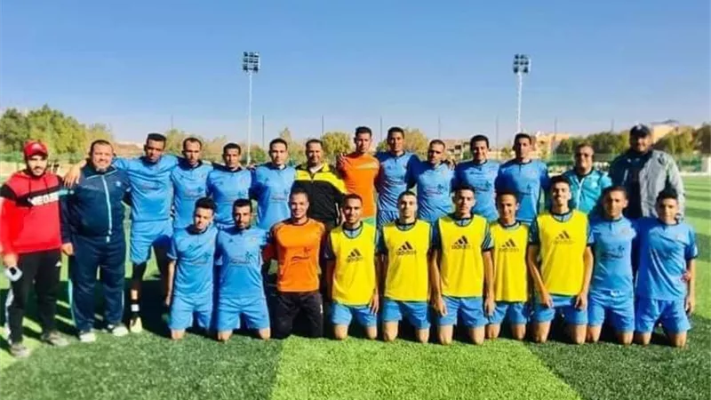القصر على بعد خطوة بسباعية نظيفة على شبان الخارجة