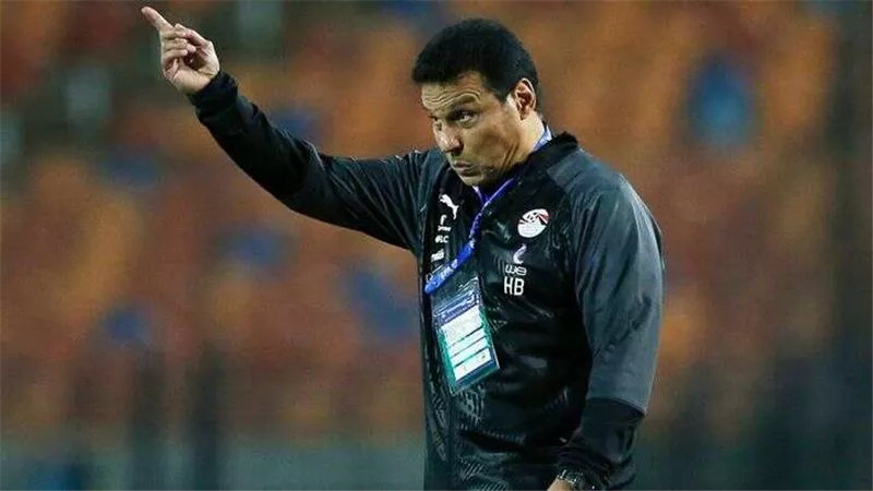 البدري يعلق على أنباء الخلافات داخل جهاز المنتخب