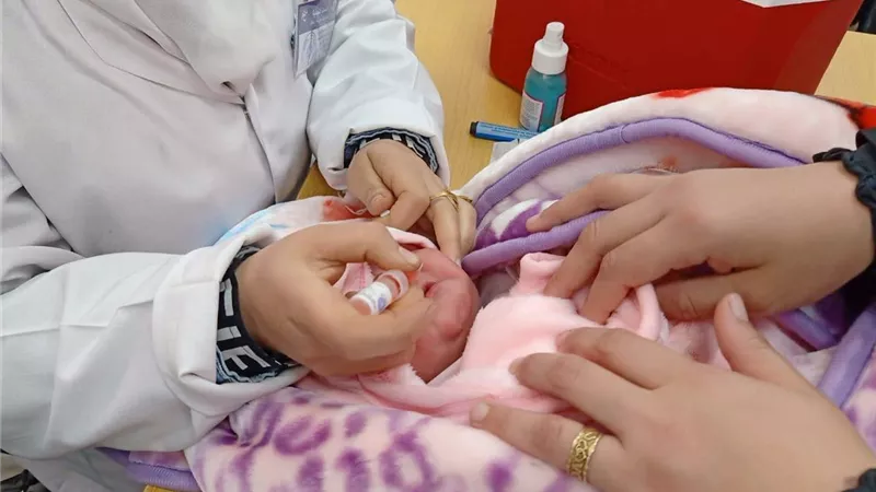 انتهاء حملة التطعيم بالجرعة الثانية ضد شلل الأطفال غدا الأربعاء