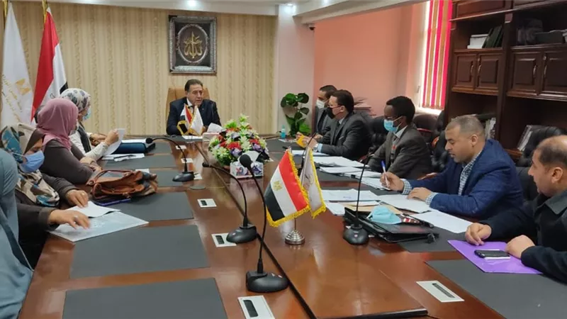المجلس القومي لأسر الشهداء يعقد إجتماعاً مع مسئولي المكاتب الإقليمية لمتابعة مستوى الخدمات