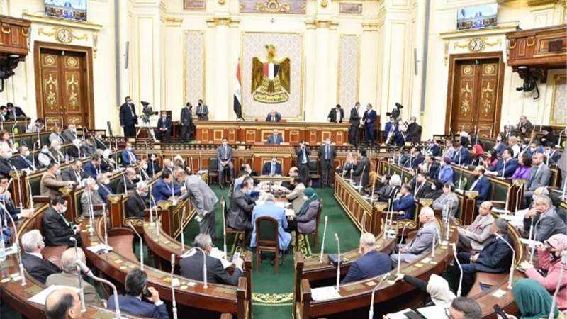 جبالى يرفع اعمال الجلسة العامة للبرلمان