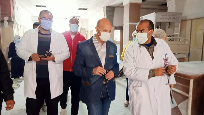 وكيل وزارة الصحة يتفقد سير العمل بمستشفي الصدر بالزقازيق