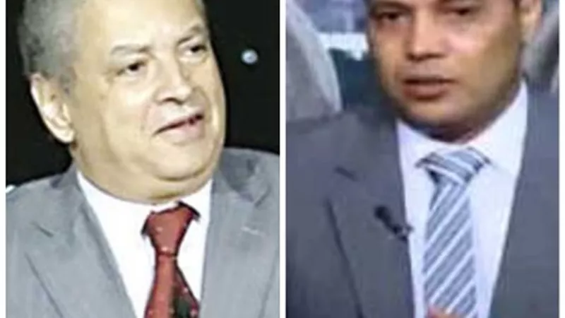 خبراء السياسة: 