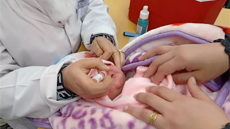تطعيم مليون و٨٠ ألف طفل ضد مرض شلل الأطفال بالشرقية بنسبة ٨٨.٨ % من المستهدف