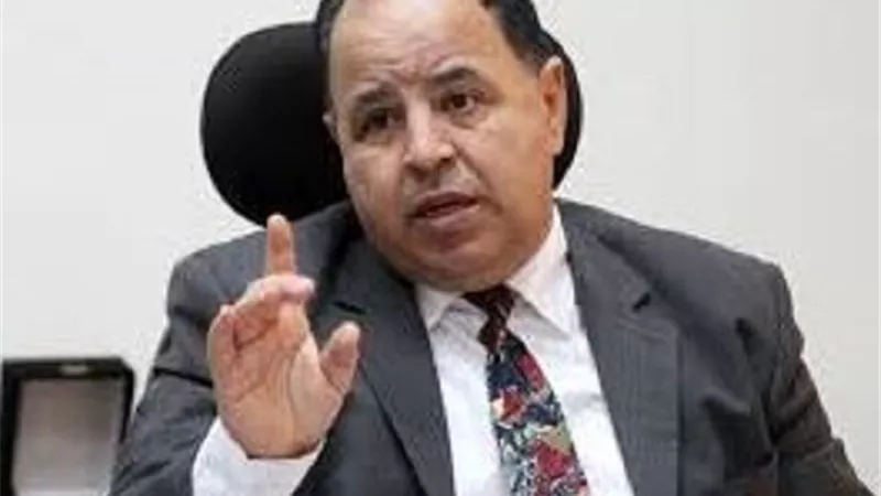 وزير المالية يوافق على صرف ٤٠ مليون جنيه لتعزيز البدل النقدى لمعلمى قنا