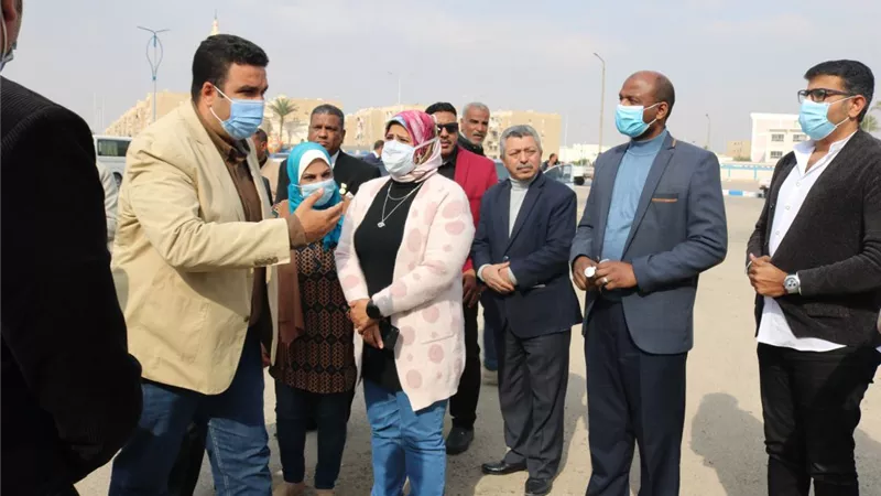 نائب محافظ السويس يفتتح ميادين و اعمال تطوير عدد من الحدائق بحى فيصل