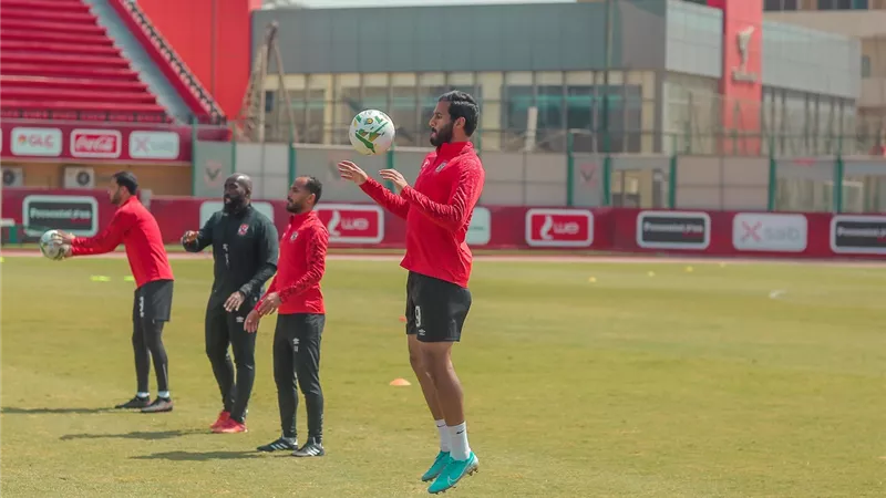 الأهلي يختتم تدريباته بالقاهرة قبل السفر لمواجهة المريخ السوداني