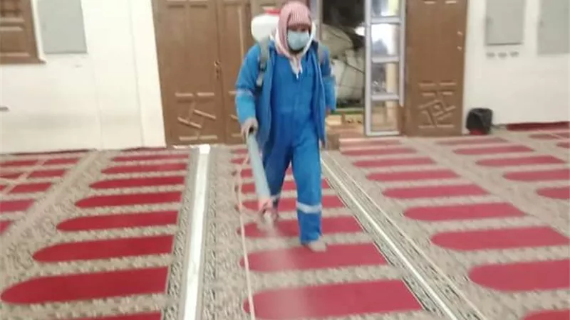 استعدادا لقدوم شھر رمضان .. رش وتعقیم المساجد بسیوة