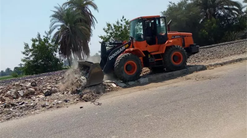 رفع 146 طن قمامة ومخلفات من أحياء الأقصر فى حملات نظافة موسعة