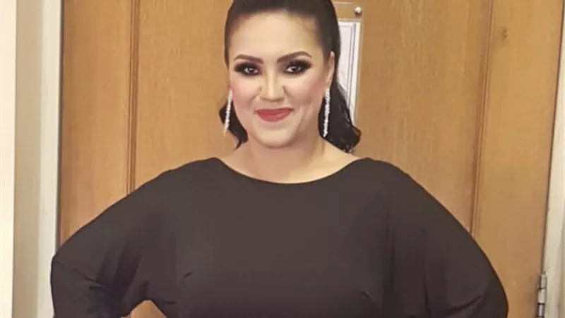 مى فاروق تخرج عن صمتها.. 