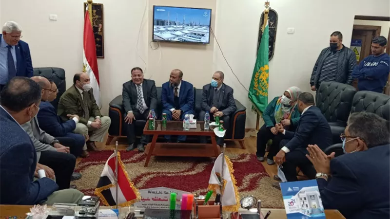 وفد وزارة التخطيط والتنمية الاقتصادية يتابع الموقف التنفيذي للمشروعات المدرجة بخطة جامعة بنها 20/2021