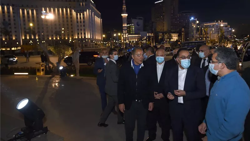 مدبولى يتابع الترتيبات النهائية لموكب نقل المومياوات الملكية