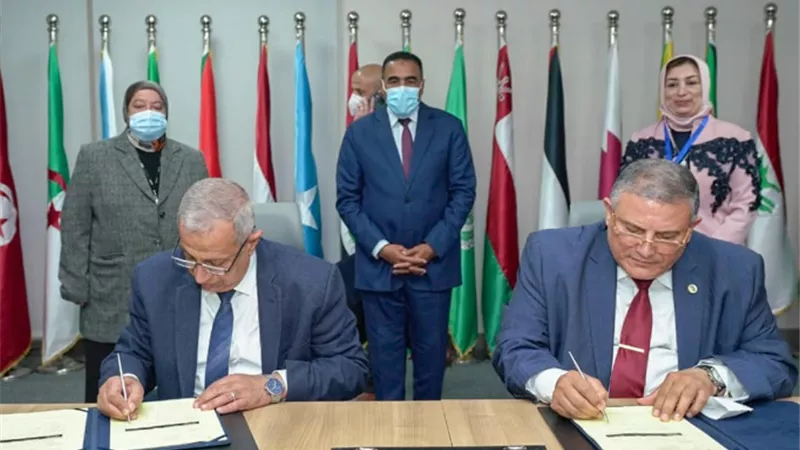 اتفاقية تعاون ثلاثى بين العربية للتصنيع وجامعة يوكلان بالمملكة المتحدة والأكاديمية العربية