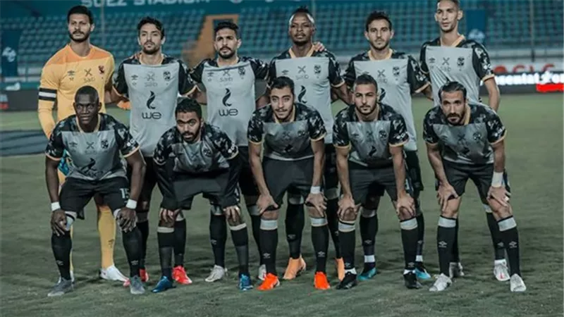 تعرف على زى الاهلى امام المريخ السودانى غدا