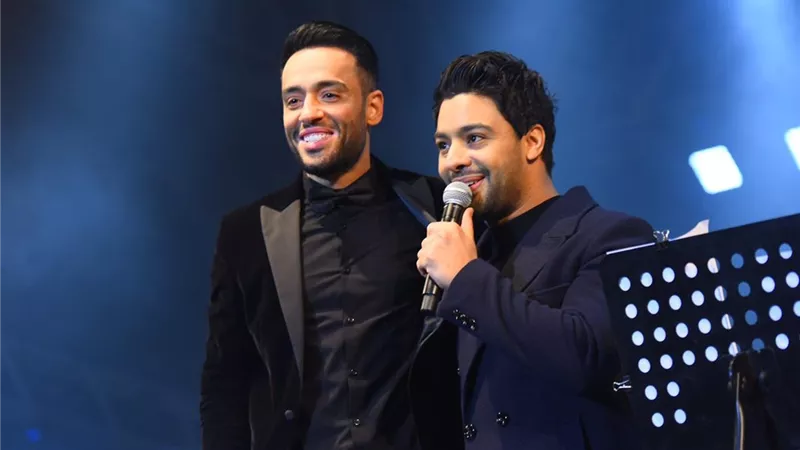 رامى جمال يحتفل بعيد ميلاد النجم أحمد جمال لايف مع الجمهور ويشعلان المسرح بأغنية 