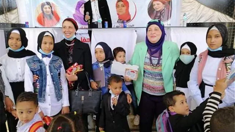 فتيات سمهود الخير و مؤسسة الحنان تكرمان الأيتام و الأمهات في قنا