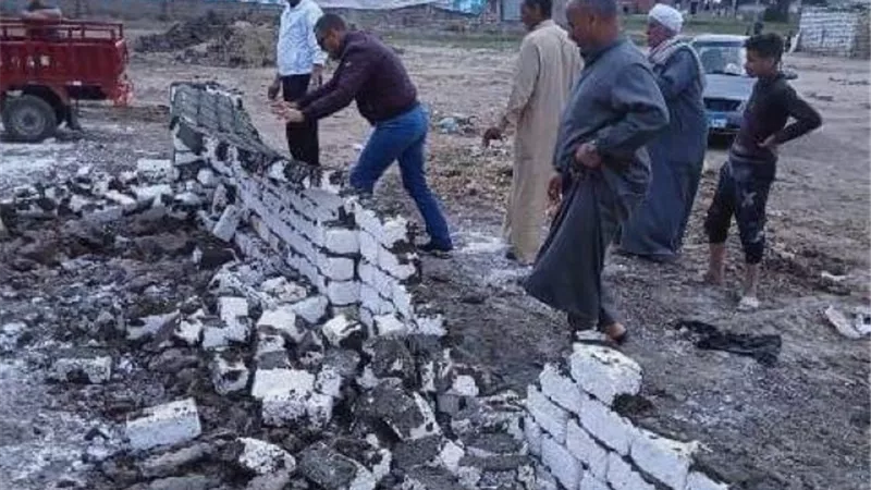 الأجهزة التنفيذية تنفذ حملات إزالة فورية للتعديات المخالفة فى الشرقية
