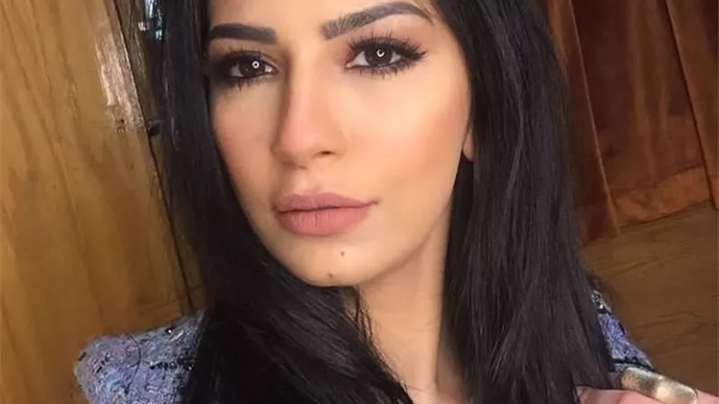 إطلالة جذابة وكلمات مؤثرة للفنانة أميرة هانى ..شاهد