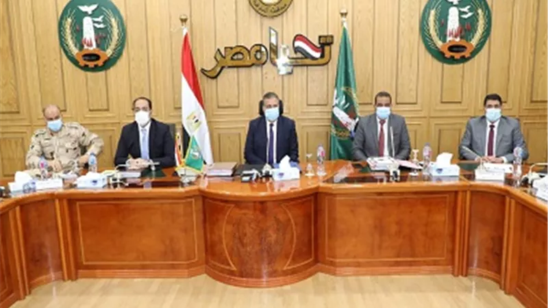 محافظ المنوفية : التعامل الفوري مع أية عقبات تواجه مشروعات حياة كريمة