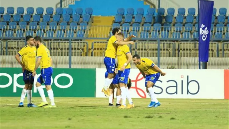جماهير الاسماعيلى تساند ايهاب جلال وتتهم اللاعبين بالتقصير