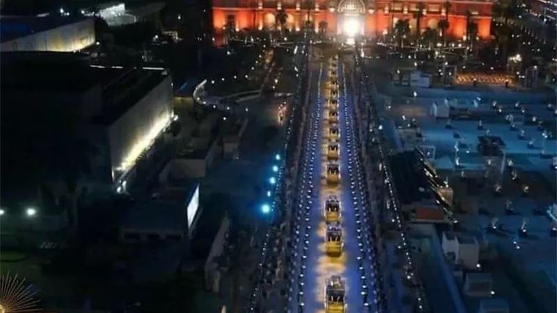 العناني: دخول مصر كل بيت بالعالم في حفل المومياوات أمر مشرف للجميع