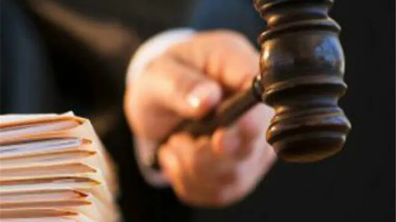 إحالة ثلاثة متهمين بمواقعة أنثى بغير رضاها في الساحل الشمالي لمحكمة الجنايات