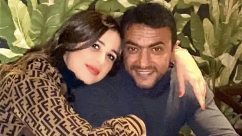 اطلالة رومانسية تجمع احمد العوضى مع ياسمين عبد العزيز.. صور