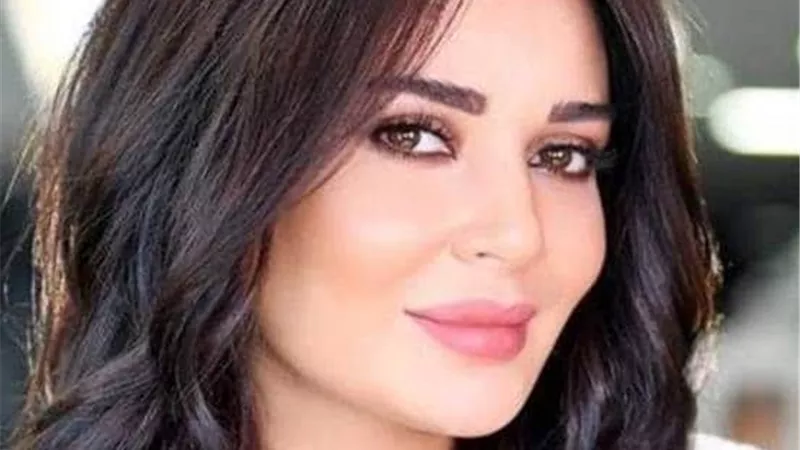 سيرين عبد النور باطلالة جذابه تعبر عن حبها لمصر.. فيديو