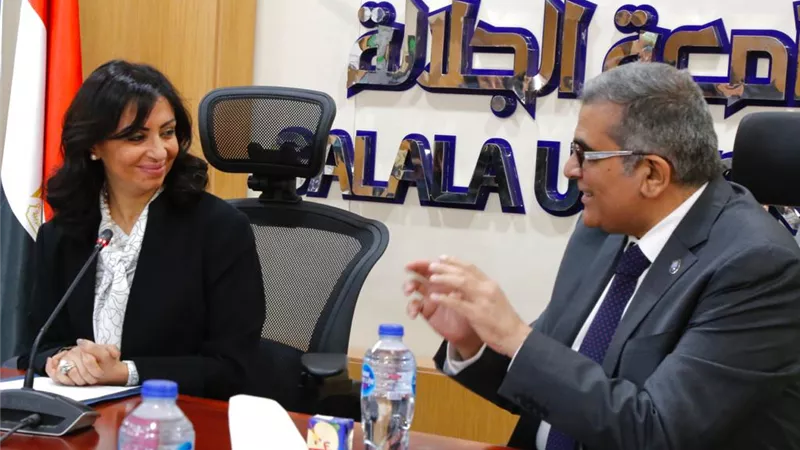 رئيسة القومي للمرأة : منظومة التعليم الناجح أساس التقدم والحضارة