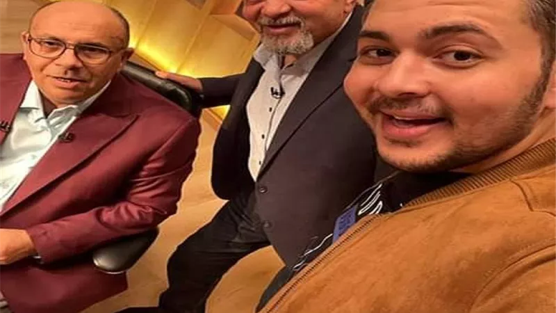 سامى مغاورى ونجله فى ضيافة رمضانية مع مبروك عطية